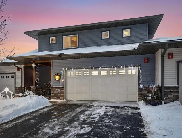 $399,900 | 1315 Lylewood Parkway, Carver, MN 55315