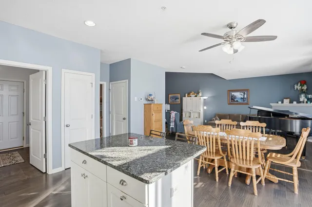 $399,900 | 1315 Lylewood Parkway, Carver, MN 55315