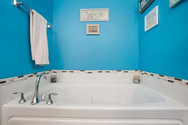 $399,900 | 1315 Lylewood Parkway, Carver, MN 55315