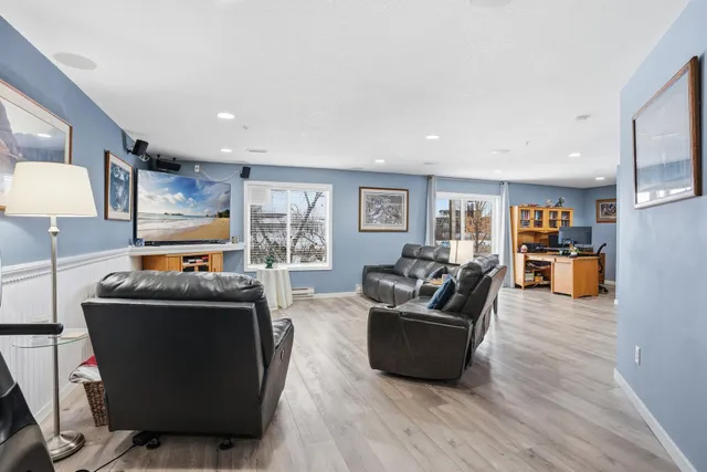 $399,900 | 1315 Lylewood Parkway, Carver, MN 55315