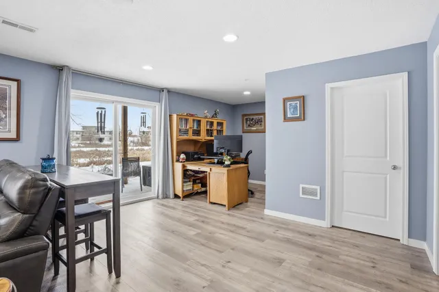 $399,900 | 1315 Lylewood Parkway, Carver, MN 55315