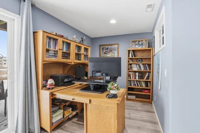 $399,900 | 1315 Lylewood Parkway, Carver, MN 55315