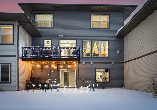 $399,900 | 1315 Lylewood Parkway, Carver, MN 55315