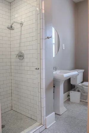 $425,000 | 210 North Avalon Street, Memphis, TN 38112