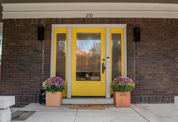 $425,000 | 210 North Avalon Street, Memphis, TN 38112