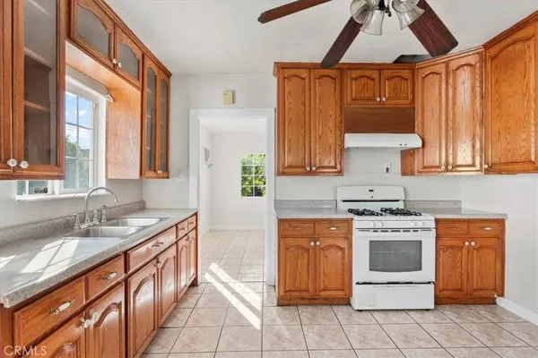 $858,000 | 1218 Edith Avenue, Unit E, Alhambra, CA 91803