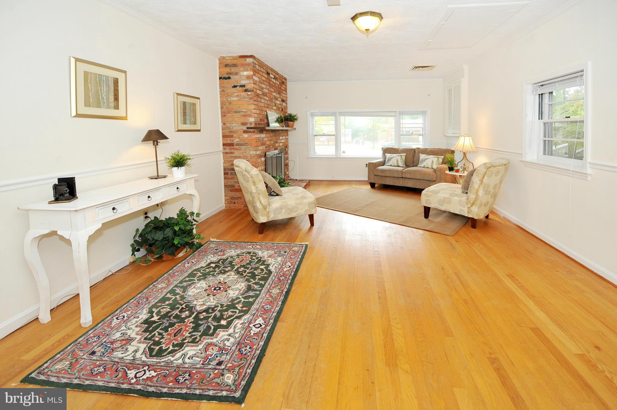 2009 Franwall Avenue Silver Spring, MD 20902 - Photo 9 of 23 Family Room