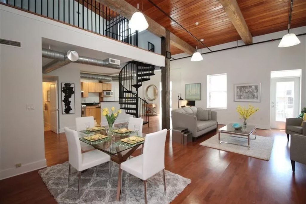 4 Powder Mill Square, Unit 106 Andover, MA 01810 - Photo 1 of 12