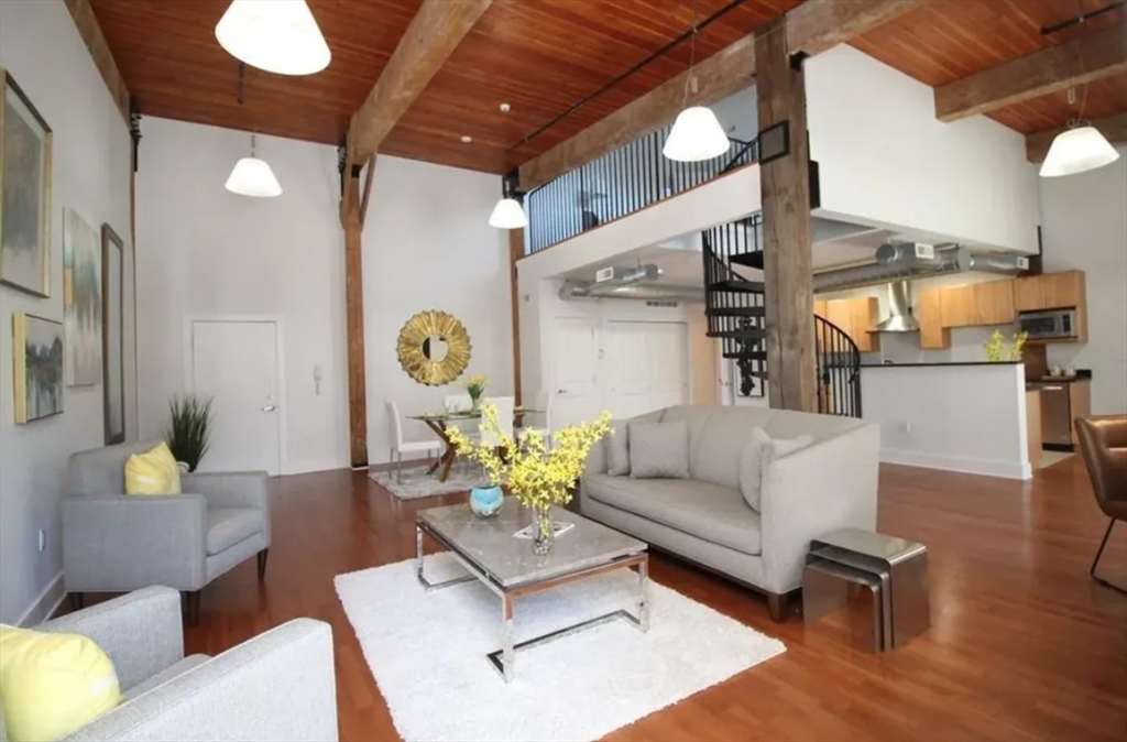 4 Powder Mill Square, Unit 106 Andover, MA 01810 - Photo 3 of 12