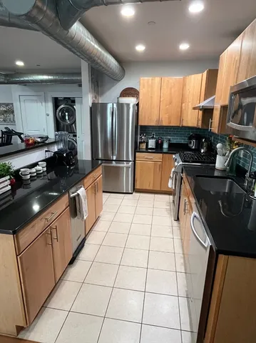 $2,800 | 4 Powder Mill Square, Unit 106, Andover, MA 01810