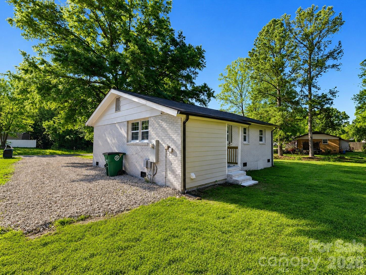 432 Spring Hill Road Matthews, NC 28104 - Photo 10 of 13 Gallery Image 10