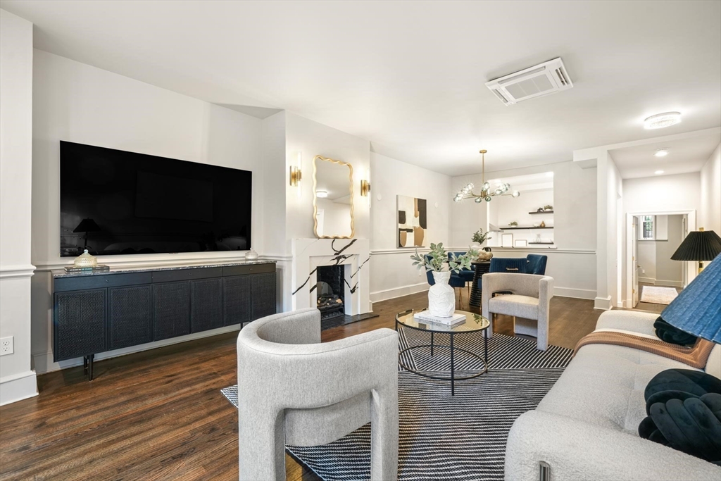 216 Commonwealth Ave, Unit 1, Boston, MA 02116 Compass