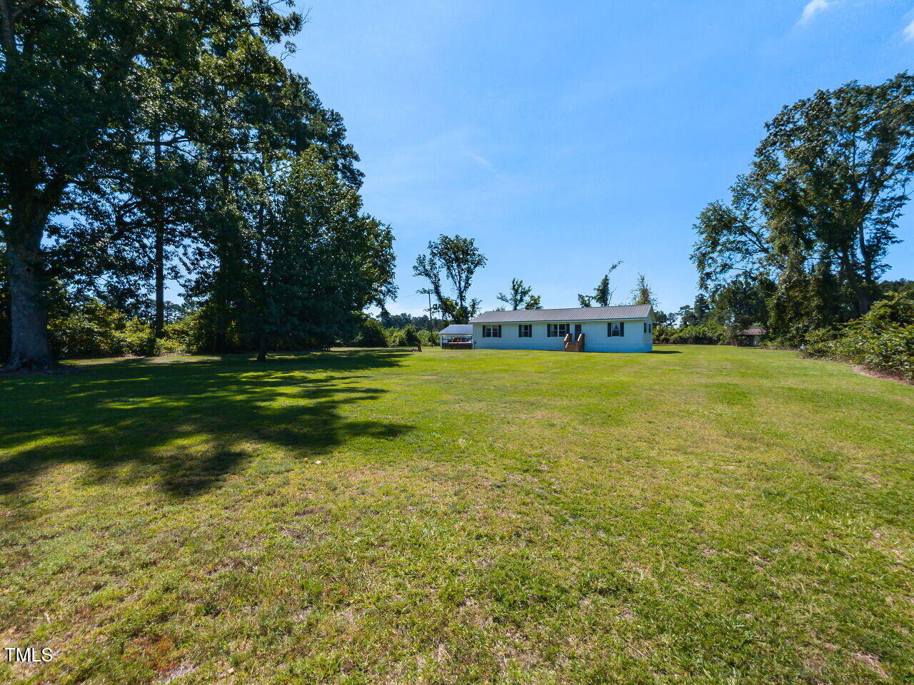 3566 North McCullen Road Faison, NC 28341 - Photo 1 of 28