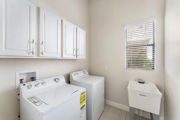 $3,800 | 241 Southeast Fascino Circle, Port St. Lucie, FL 34984