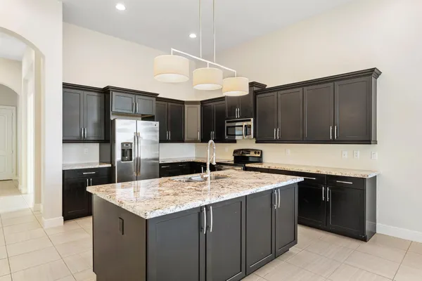 $3,800 | 241 Southeast Fascino Circle, Port St. Lucie, FL 34984