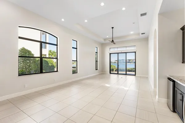 $3,800 | 241 Southeast Fascino Circle, Port St. Lucie, FL 34984