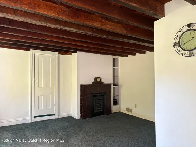 $2,600 | 42 Maple Avenue, Unit 2, Highland, NY 12528