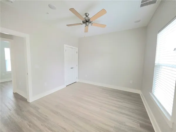 $1,570 | 121 Mirage Lane, Rockport, TX 78382