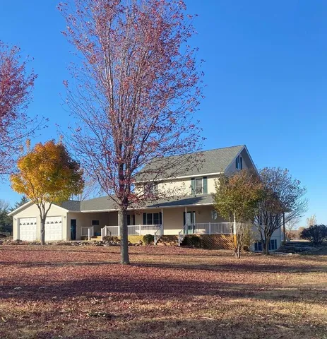 $885,000 | 1638 221st Street, Garvin, MN 56132