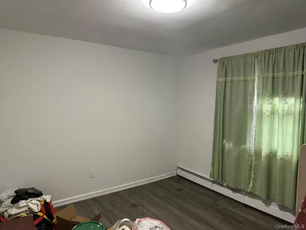 $769,000 | 173 Davenport Street, Lindenhurst, NY 11757