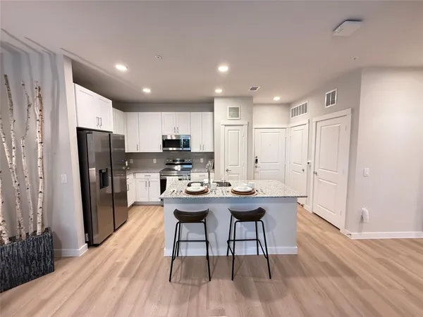 $1,409 | 3409 Brinkman Street, Unit A6 212, Houston, TX 77018