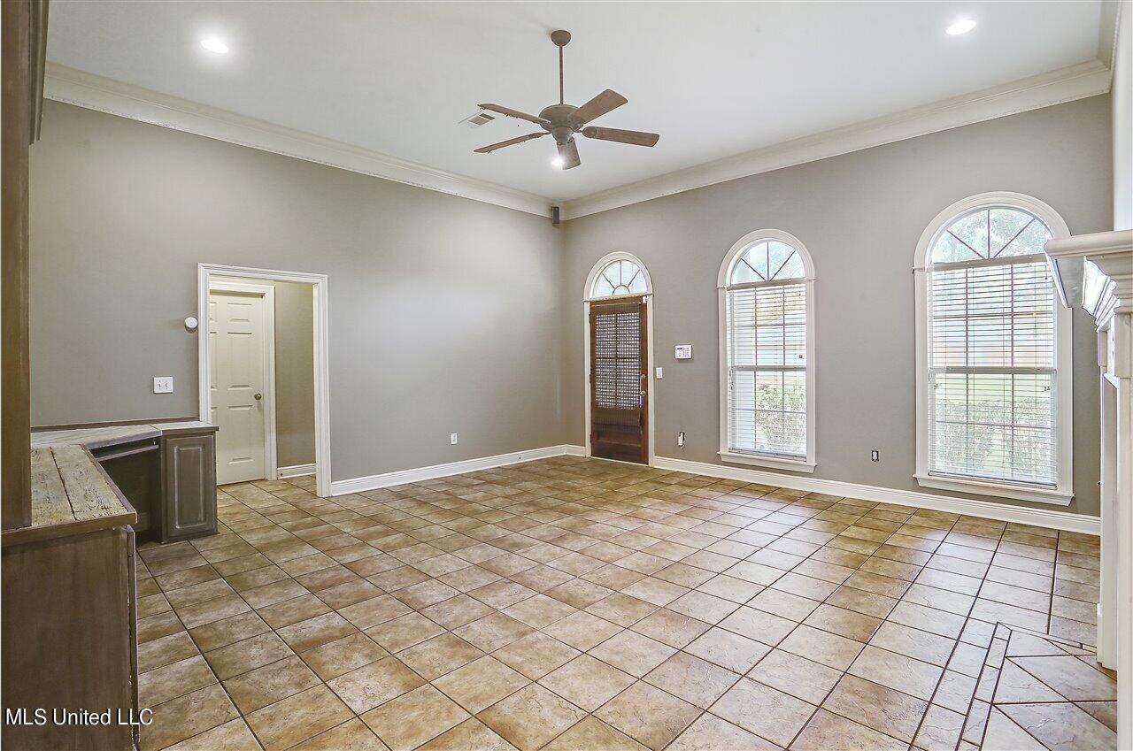 388 Kings Ridge Circle Brandon, MS 39047 - Photo 5 of 27 05-388 Kings Ridge Cir