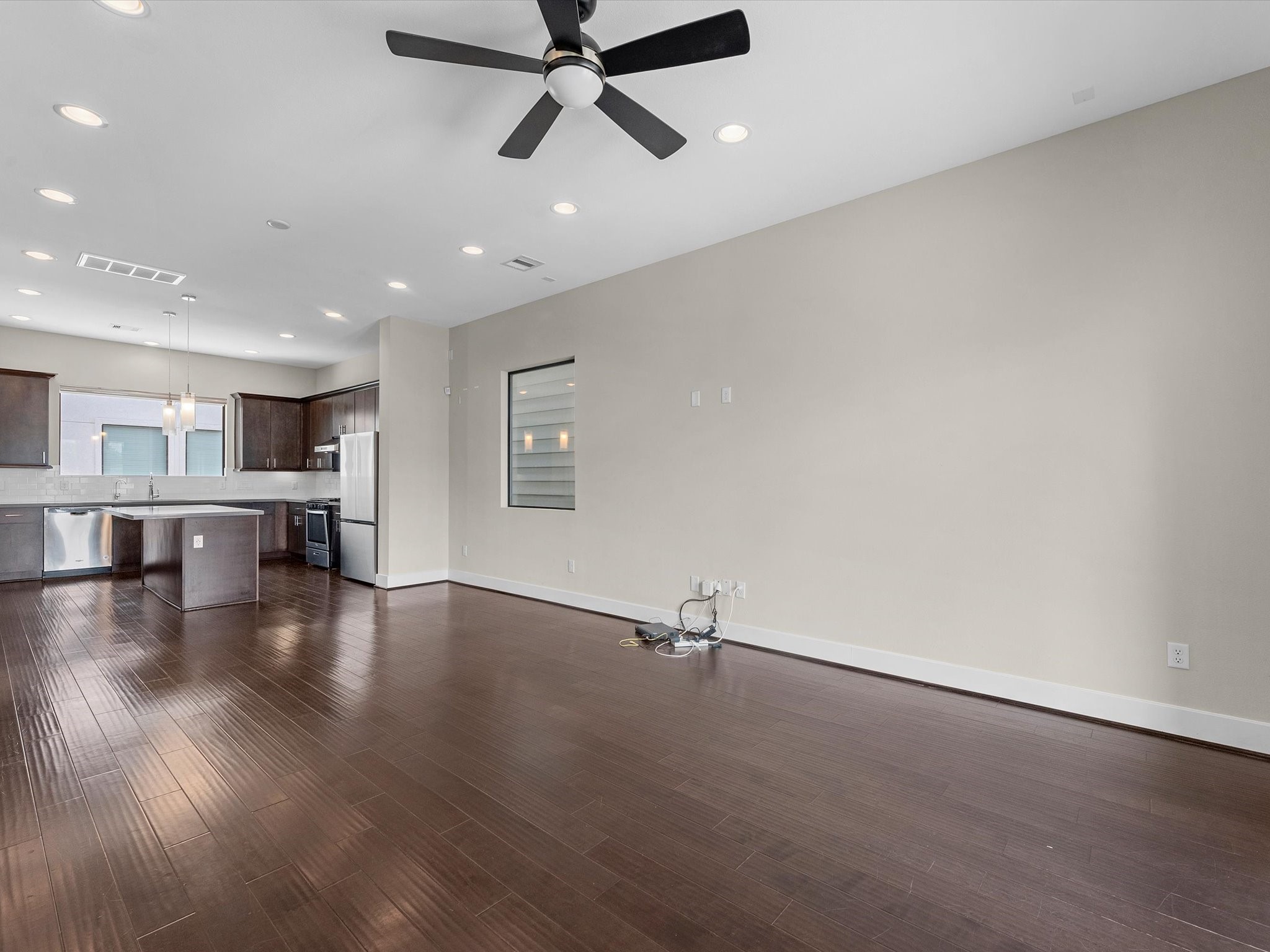 1615 Milby Street, Unit B Houston, TX 77003 - Photo 4 of 22