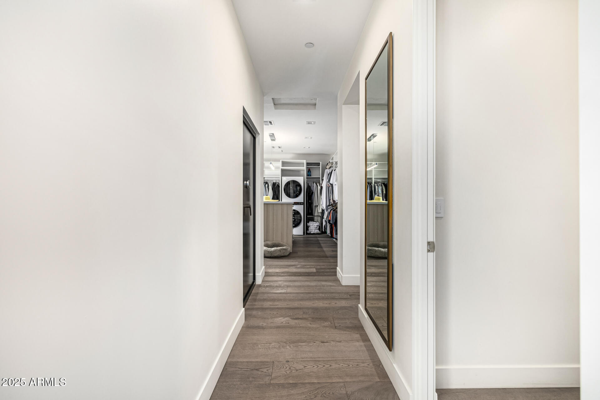 4535 North 49th Place Phoenix, AZ 85018 - Photo 33 of 75 a view of a hallway