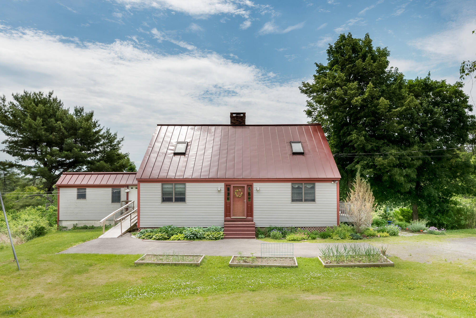 303 Anderson Rd
