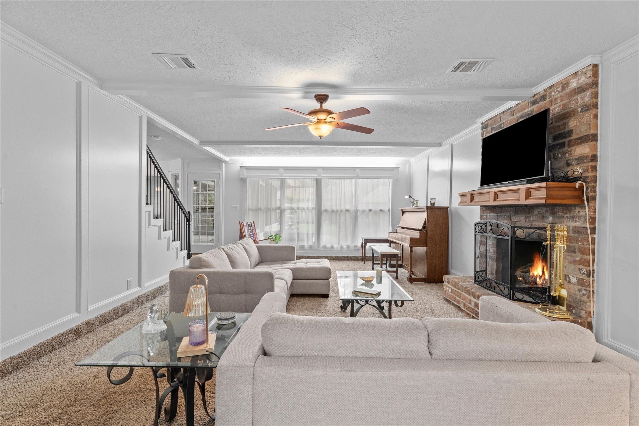 3826 Shipman Lane Spring, TX 77388 - Photo 8 of 43 Amazing, spacious living room from every angle