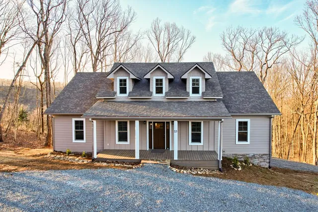 $729,900 | 23 Green Cabin Way, Talking Rock, GA 30175
