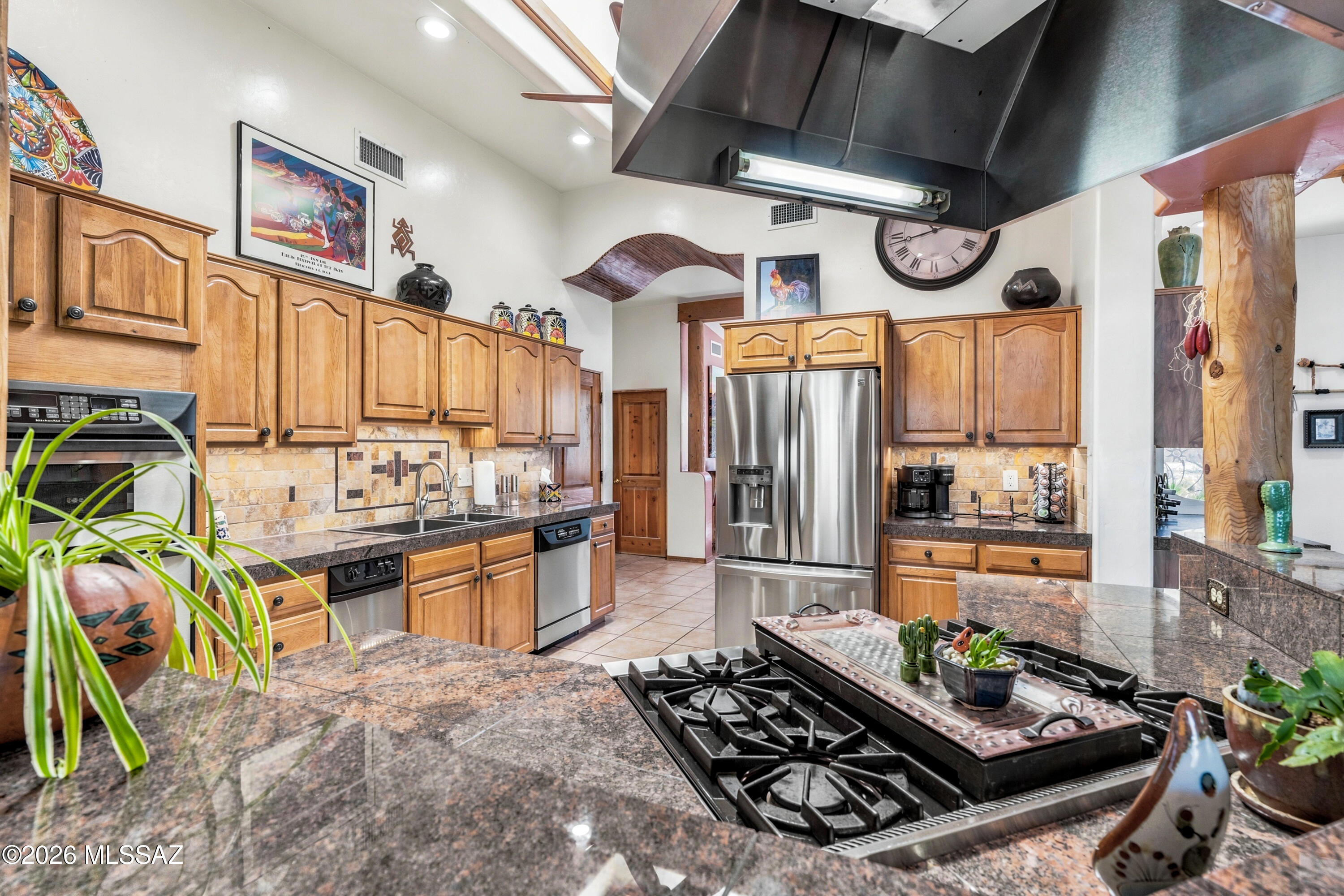 1488 South Walnut Spring Place Green Valley, AZ 85614 - Photo 11 of 50
