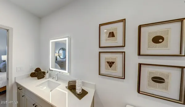 $2,049 | 1225 North Arizona Avenue, Unit B2 1, Gilbert, AZ 85233