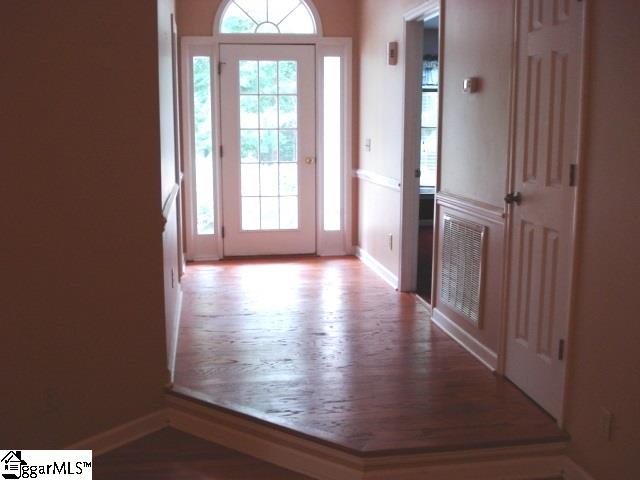 1010 Powderhorn Road Simpsonville, SC 29681 - Photo 2 of 18 Gallery Image 2
