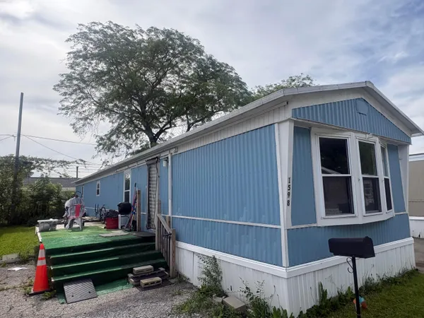 $32,500 | 1598 Anchor Drive East, Columbus, OH 43207