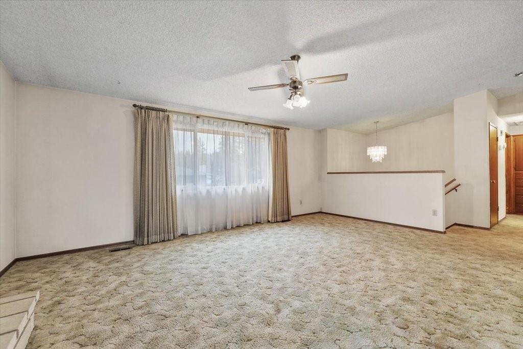 6505 North Victor Street Spokane, WA 99208 - Photo 9 of 34