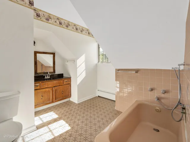 $749,000 | 531 Bonnie Brae, Hinsdale, IL 60521