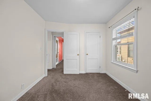 $170,000 | 1916 33rd Street, Moline, IL 61265