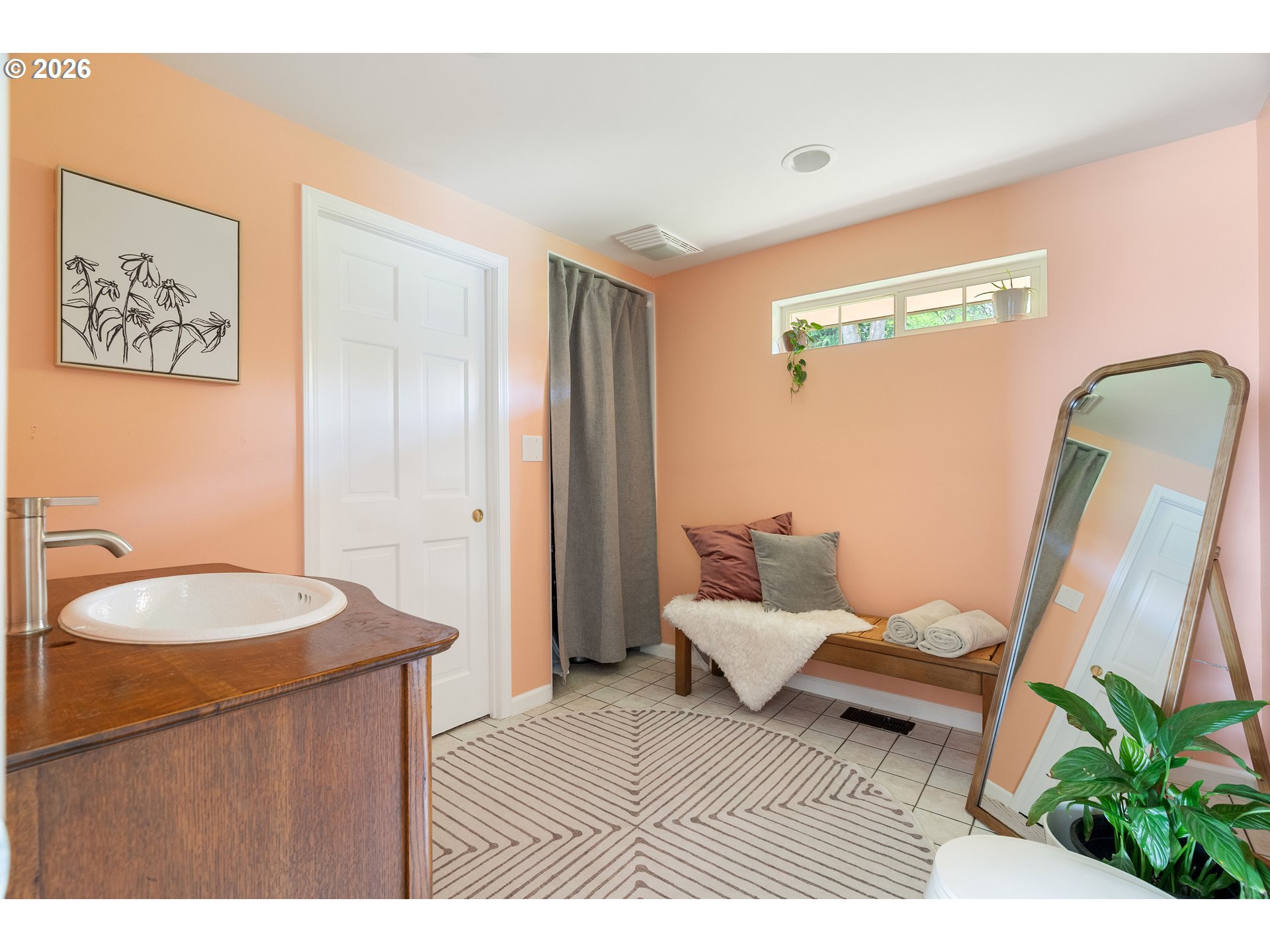 5010 Southwest Maplewood Road Portland, OR 97219 - Photo 22 of 36