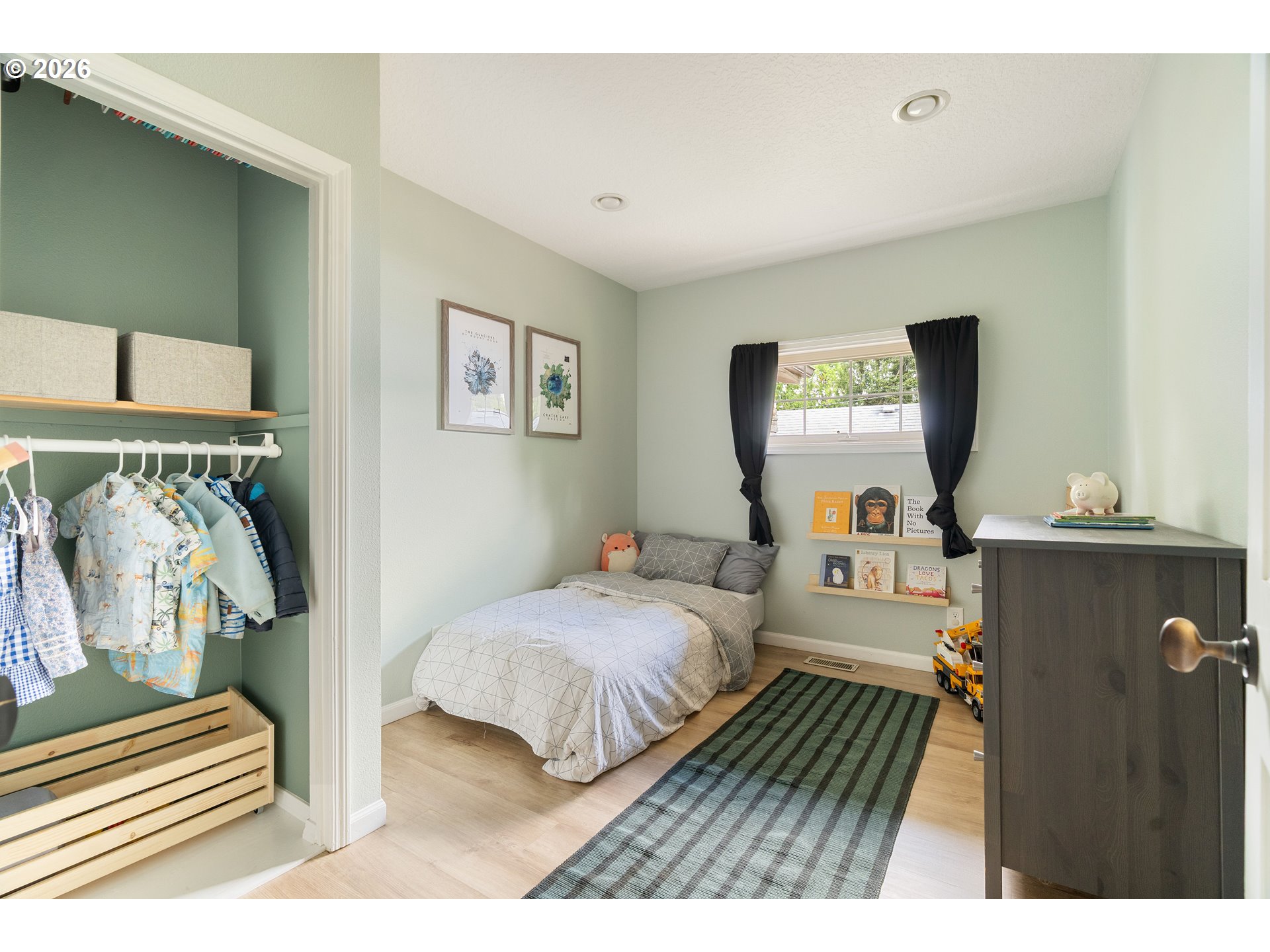 5010 Southwest Maplewood Road Portland, OR 97219 - Photo 24 of 36