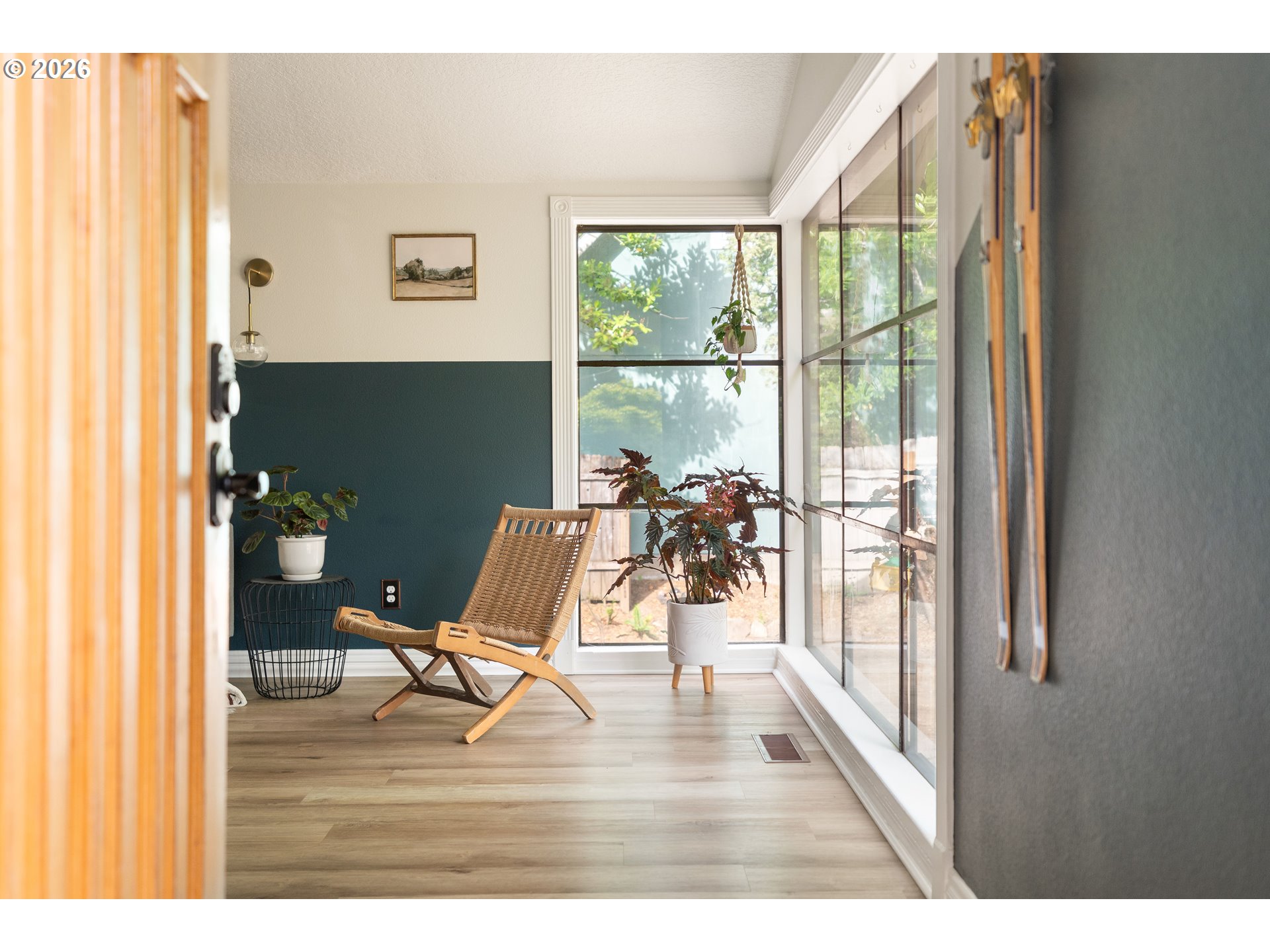 5010 Southwest Maplewood Road Portland, OR 97219 - Photo 4 of 36