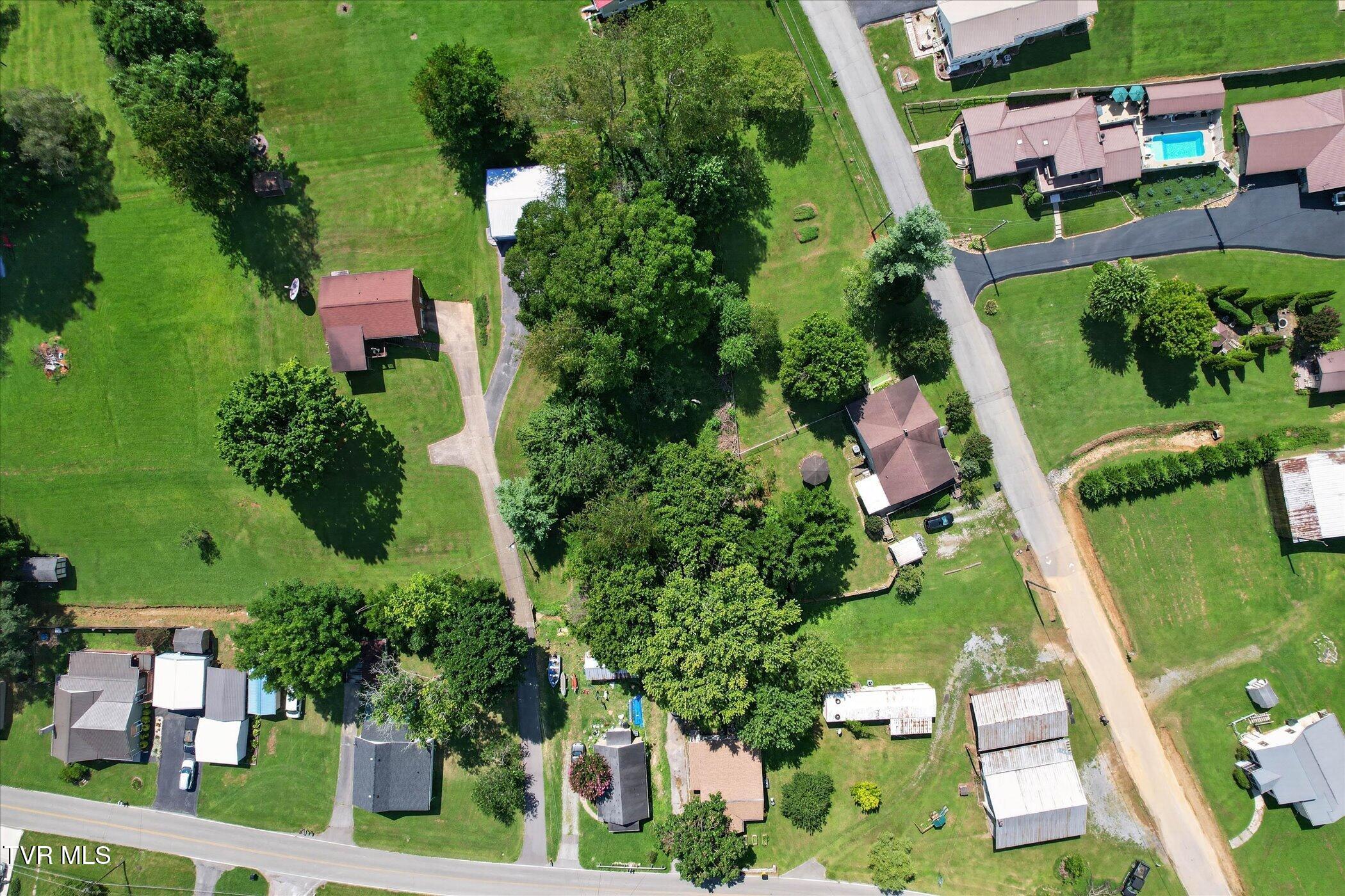 424 Lucy Road Kingsport, TN 37660 - Photo 46 of 49 46