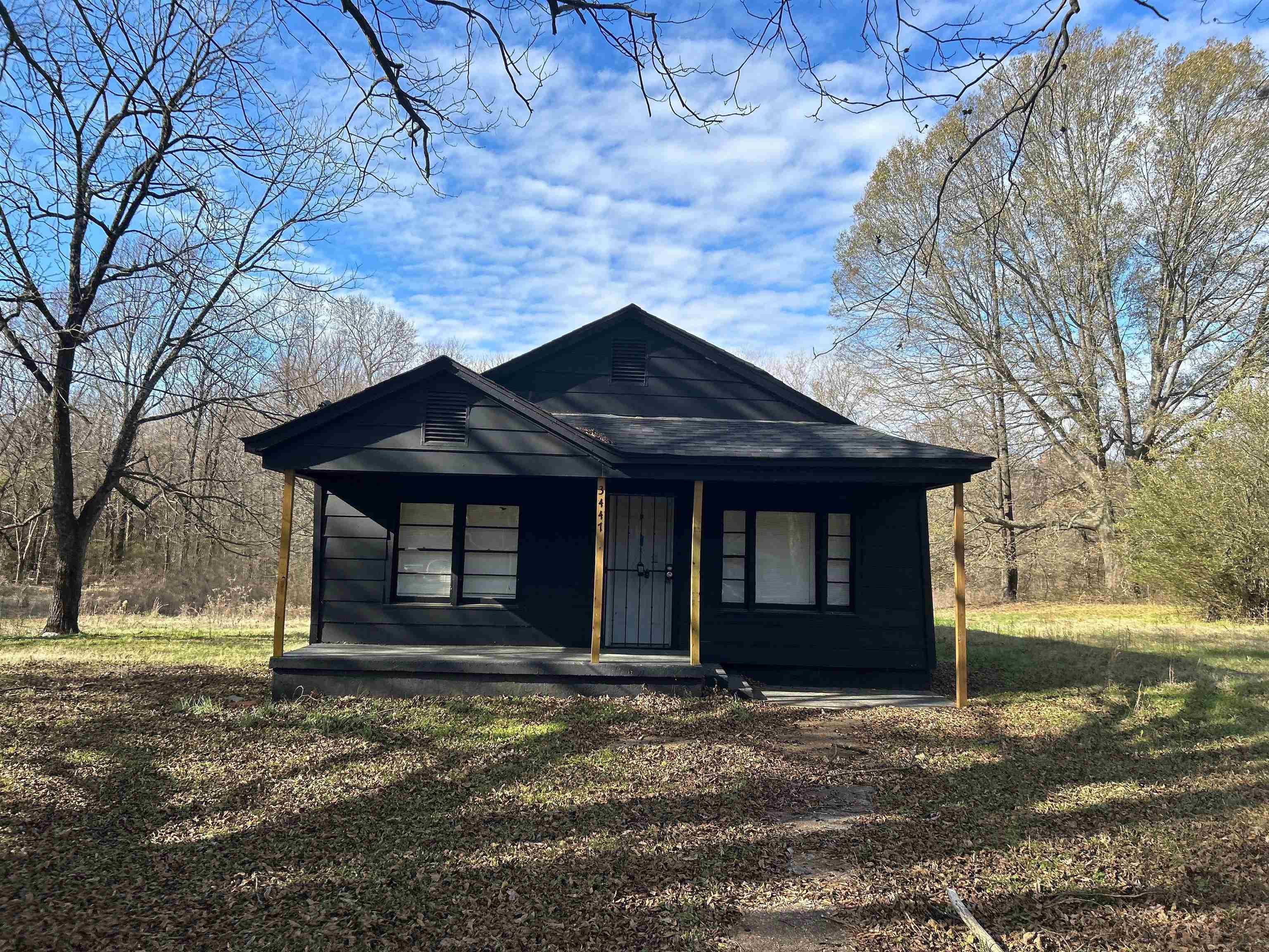 3447 Cook Road Memphis, TN 38109 - Photo 1 of 7