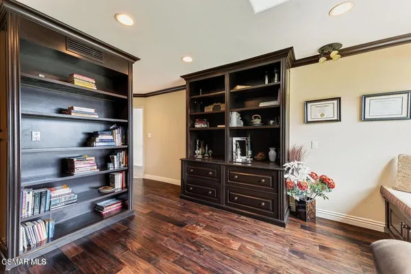 $7,960 | 22521 Blueridge Court, Calabasas, CA 91302