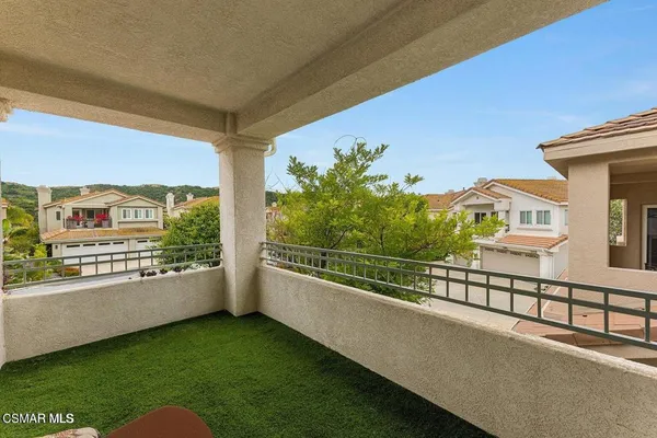 $7,960 | 22521 Blueridge Court, Calabasas, CA 91302