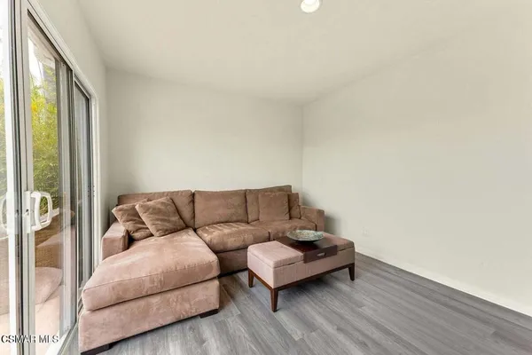 $7,960 | 22521 Blueridge Court, Calabasas, CA 91302