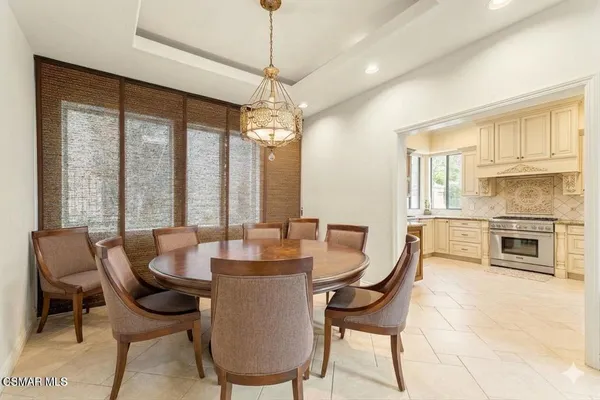 $7,960 | 22521 Blueridge Court, Calabasas, CA 91302
