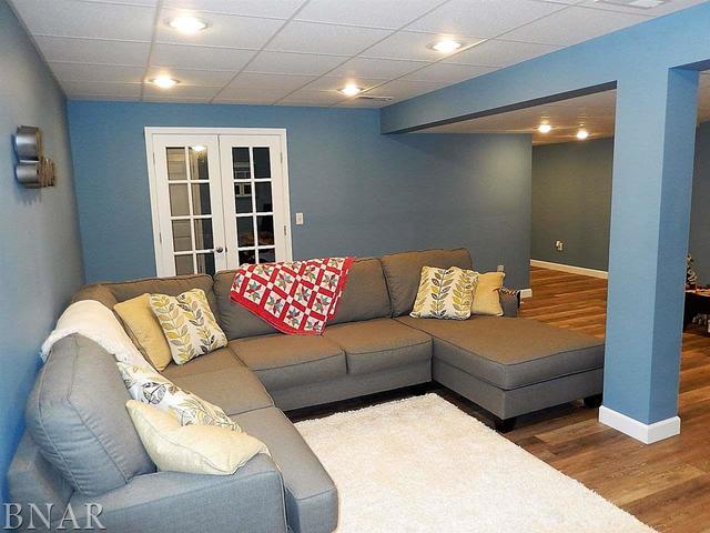 9743 North Ridge Circle Clinton, IL 61727 - Photo 20 of 22