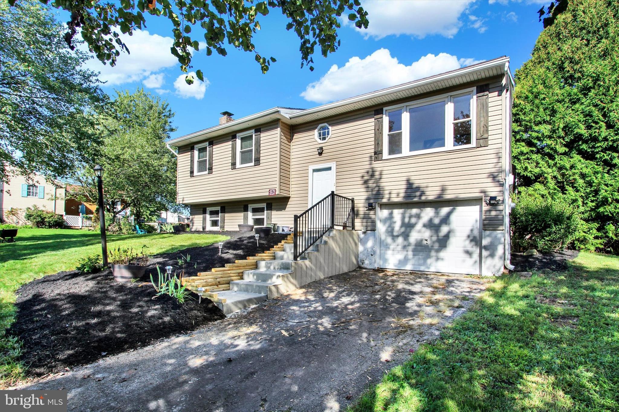 4276 Marlborough Road Dover, PA 17315 - Photo 2 of 27 Gallery Image 2