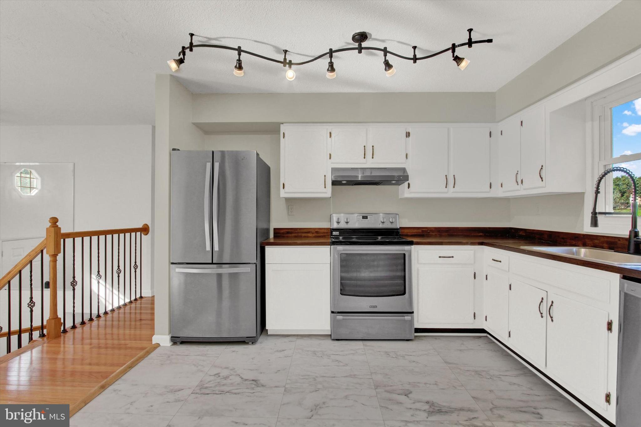 4276 Marlborough Road Dover, PA 17315 - Photo 8 of 27 Gallery Image 8